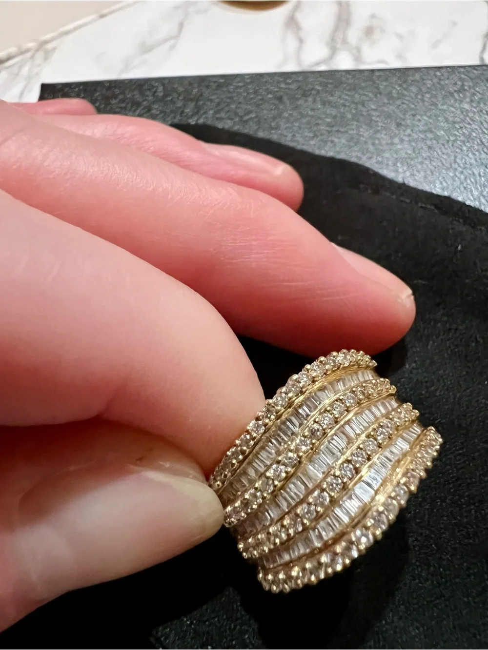 14K SOLID GOLD, REAL DIAMONDS!💎
Multi-Row Baguette & Round Crystal Dome Ring - Picture 4 of 8